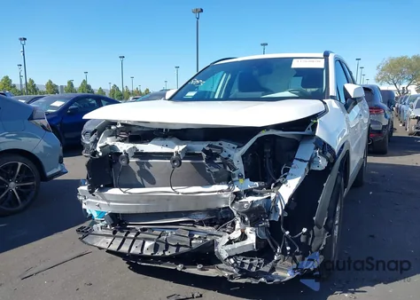 2024 Toyota Rav4 Xle из США, поврежденный, VIN 2T3W1RFV8RW336034